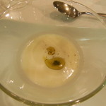 ポエシア - 白桃の冷製スープ