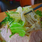 麺匠 有磨屋 - 野菜山が実に旨い（2015年7月18日）