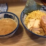 秋葉原つけ麺 油そば 楽 - 濃厚鶏魚介つけ麺