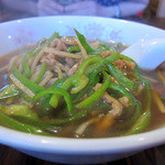 龍門 - ピーマン肉麺