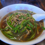 龍門 - ピーマン肉麺