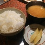 Daimonji Suteki - ご飯 200円 赤だし 200円 香の物