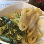 きじ亭 - 中太ストレート麺は、ふすま入り