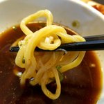野菜が美味しい鶏豚ラーメン まる重 - 冷水で締めた麺がシコシコ・・・ｗ