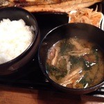 しゅくらん - ごはんと味噌汁