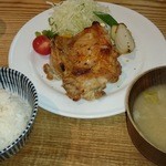 キッチンごりら - 丹波鶏のグリル  1100円