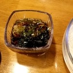 油屋食堂 - 汁にうずら生卵入り。