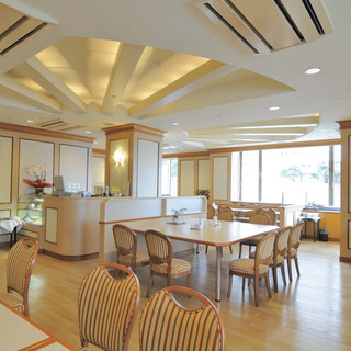 カフェレストラン 楓_1