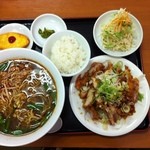 台湾料理 鴻起順 - 油淋鶏ランチスープをラーメンンに750円
