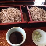 Soba kura - 2015年8月：せいろ(\800)…一人分で2枚が通常だということです