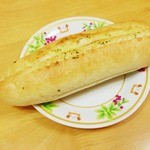 ハンス ベーカリープチ - ガーリックフランス…税別100円