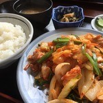 楽亭 - ♪豚キムチ定食　¥950 