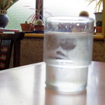 亀福食堂 - 2015年8月　冷たい水