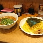 ラー麺 鎌倉家 - 