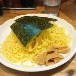 ラー麺 鎌倉家 - これで1､5玉は寂しい…。