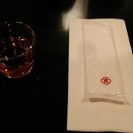 虎屋菓寮 - 美味しいお茶とおしぼり