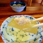 とん香 - 小鉢。