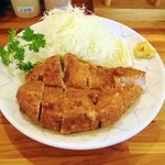 ロースカツ定食。