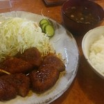 キッチンひろ - みそひれかつ定食 1,500円