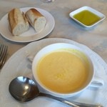 レストラン・ル・シャ・ボテ - エビスカボチャの冷製スープ