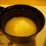 味噌汁（豆腐アップ）