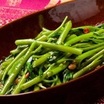 Stir-fried water spinach Pakbun Faidaen