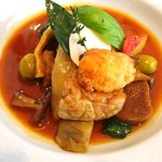 レストラン タテル ヨシノ 銀座 - メイン：テット ドゥ コション ソーストルテュ