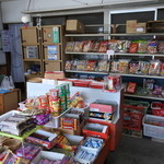 松屋製菓舗 - 店内の様子②