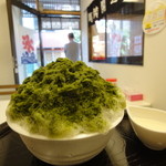 アフリカンギャンビット - ちょうどお客が帰ったあと。