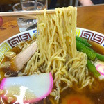 パリー食堂 - 縮れ麺