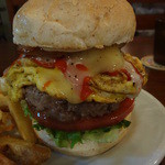 パントリー コヨーテ - ロックンロールバーガー（１，２５０円）＋オムレツトッピング