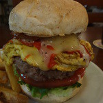 パントリー コヨーテ - ロックンロールバーガー（１，２５０円）＋オムレツトッピング