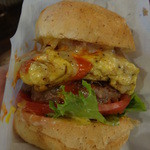 パントリー コヨーテ - ロックンロールバーガー（１，２５０円）＋オムレツトッピング