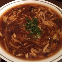 中国飯店 紫玉蘭 - 酸辣湯