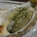 海女房 - 活カキバター焼き