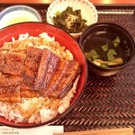 Kawa yoshi - 中入れ丼