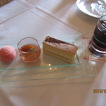 アイスとケーキの盛り合わせセット