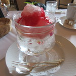 デザートカフェ長楽館 - 白桃のコンポートとパルフェ