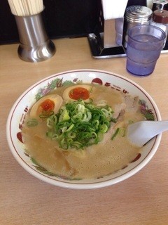 Tenka Ippin - 煮卵ラーメン 800円