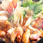 名物 名古屋コーチンのすきやき鍋/Sukiyaki of Nagoya Cochin chicken