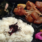 カフェスマイル - 日替わり弁当¥450（手羽元と大根の煮物）
