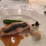 ダイニングルーム - 15.8.1日目