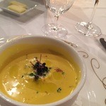 ダイニングルーム - 15.8.2日目