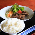 Gakkoushokudou - くじらの竜田揚げ定食