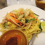 シンガポール海南鶏飯 - フライドホッケンミー