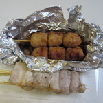 Sandome No Shoujiki - この中から塩焼き、タレ焼きをそれぞれ２本づつ２種類合計８本購入です
                      