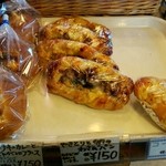 Loire - 焼き鳥わさびの卵パンにもキイロイトリちゃんは入ってないナス(*≧∀≦*)