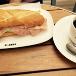 ドトールコーヒーショップ - ミラノサンドとコーヒー