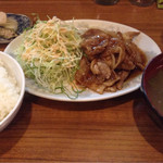 ごはんや 元 - 豚肉しょうが焼き定食