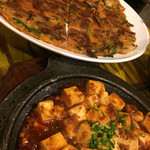 韓国屋台 豚大門市場 - 麻婆豆腐、チョイ辛い程度だけど、メチャうま